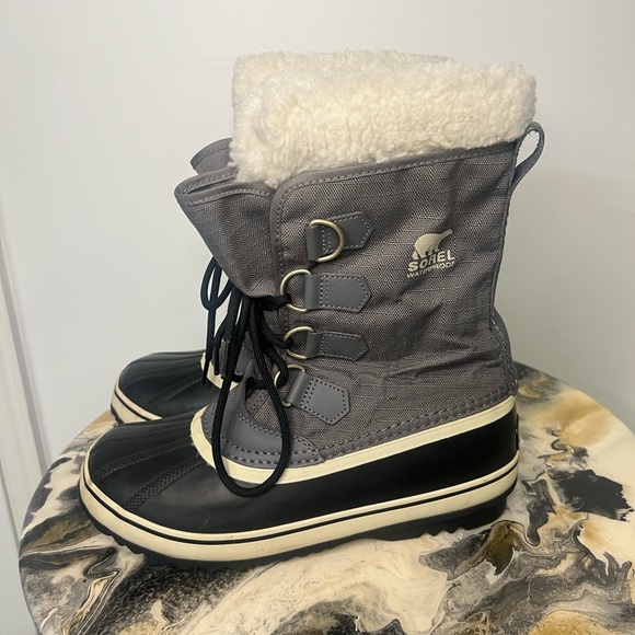 Sorel Carnival Waterproof Fleece Lined Snow Boot - Picture 3 of 15